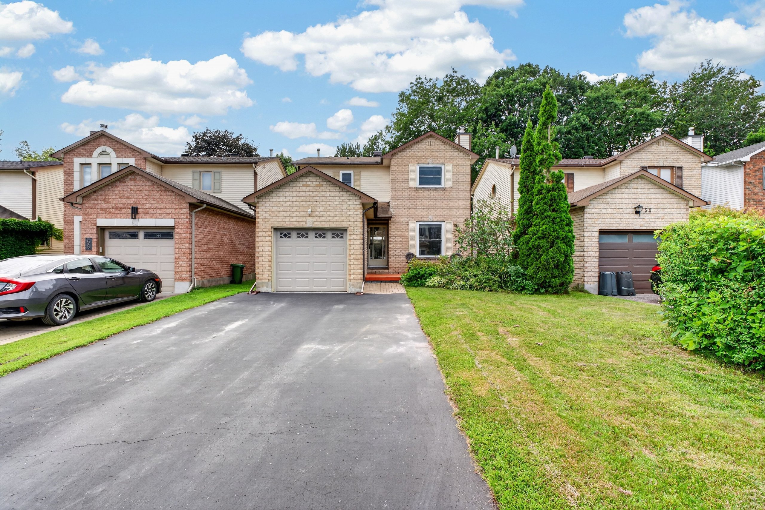 56 Victor Street, Stittsville — front exterior